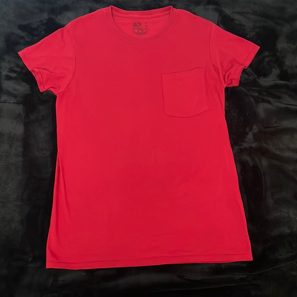 Red:  pocket Tshirt
